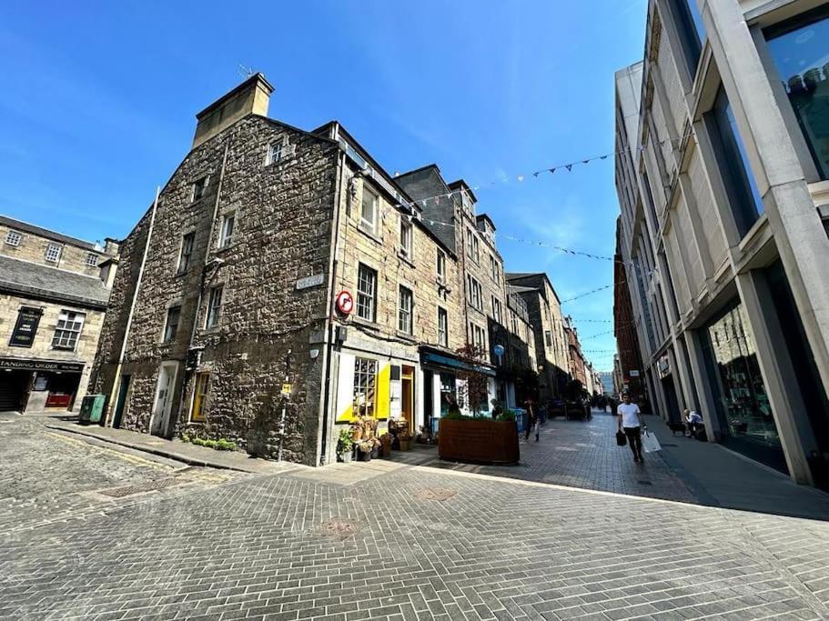 City Centre Hidden Hideout For 2 Edinburgh Bagian luar foto